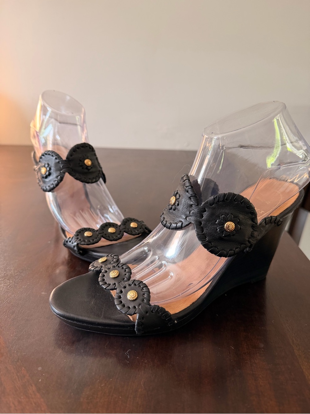 Jack Rogers Luccia Womens 8.5M Black Leather Wedge Sandals Whipstitch Gold